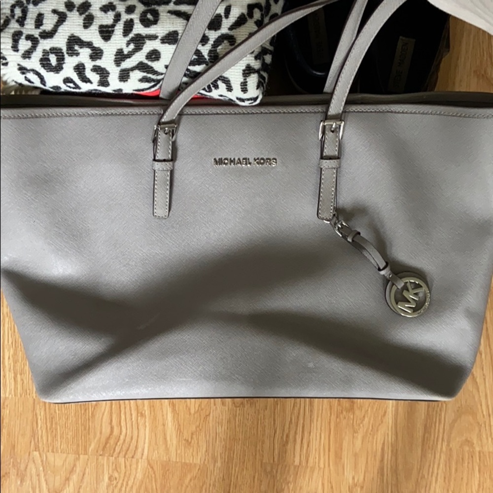 Michael kors tote bag